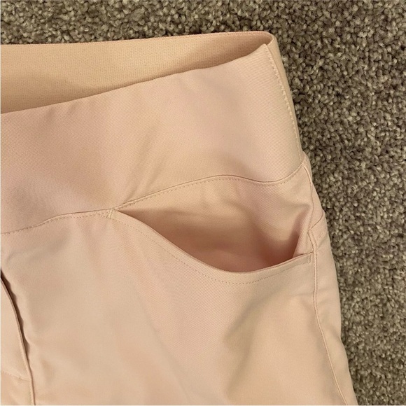 Puma Women’s  Bermuda Length Stretch Sun Protection Zip Packets Size XXS NWT $65 - Picture 6 of 16